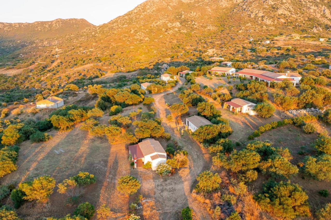 Borgo Alba Barona Turismo Rurale Golfo Aranci Dış mekan fotoğraf