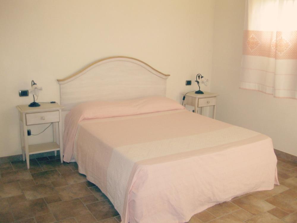 Borgo Alba Barona Turismo Rurale Golfo Aranci Dış mekan fotoğraf