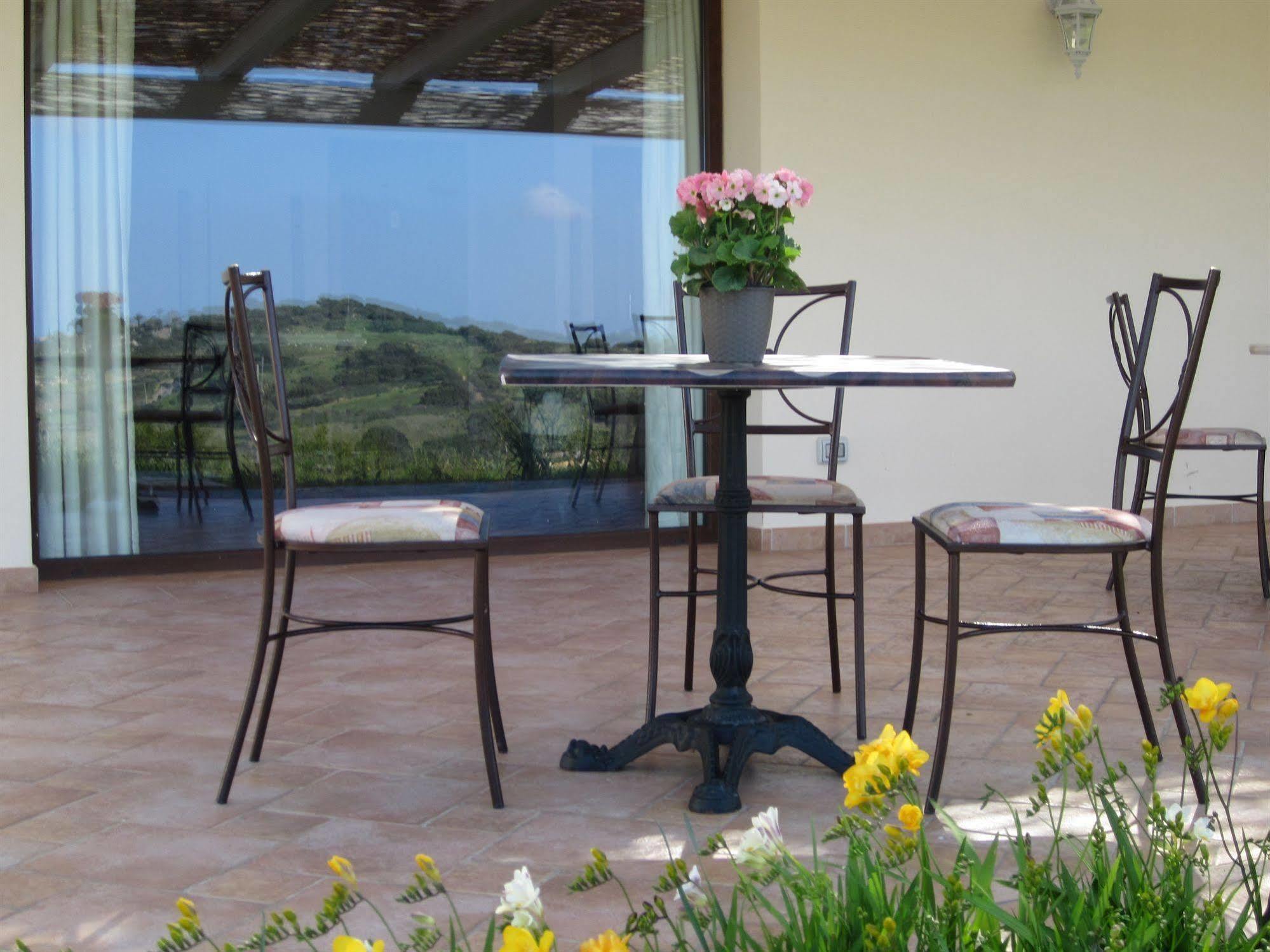 Borgo Alba Barona Turismo Rurale Golfo Aranci Dış mekan fotoğraf